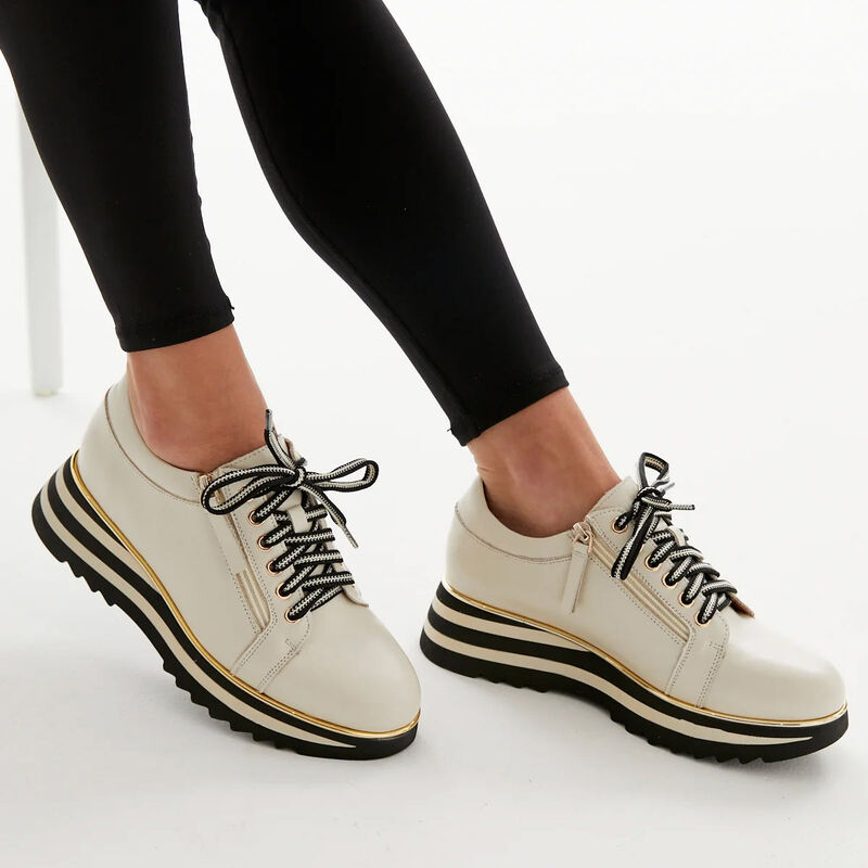 Alfie & Evie Hosting Shoe image number 5